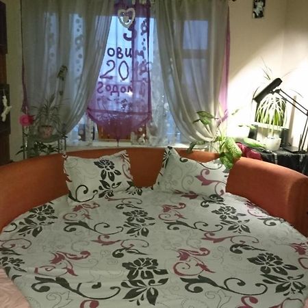 Apartment On Raisy Okipnoi 5 Kijów Zewnętrze zdjęcie